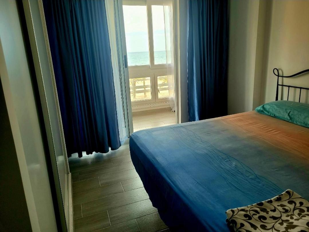 Playa El Campello & Parking Wifi Appartement Buitenkant foto